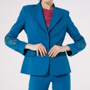 Americana con Encaje en las Mangas Sonya